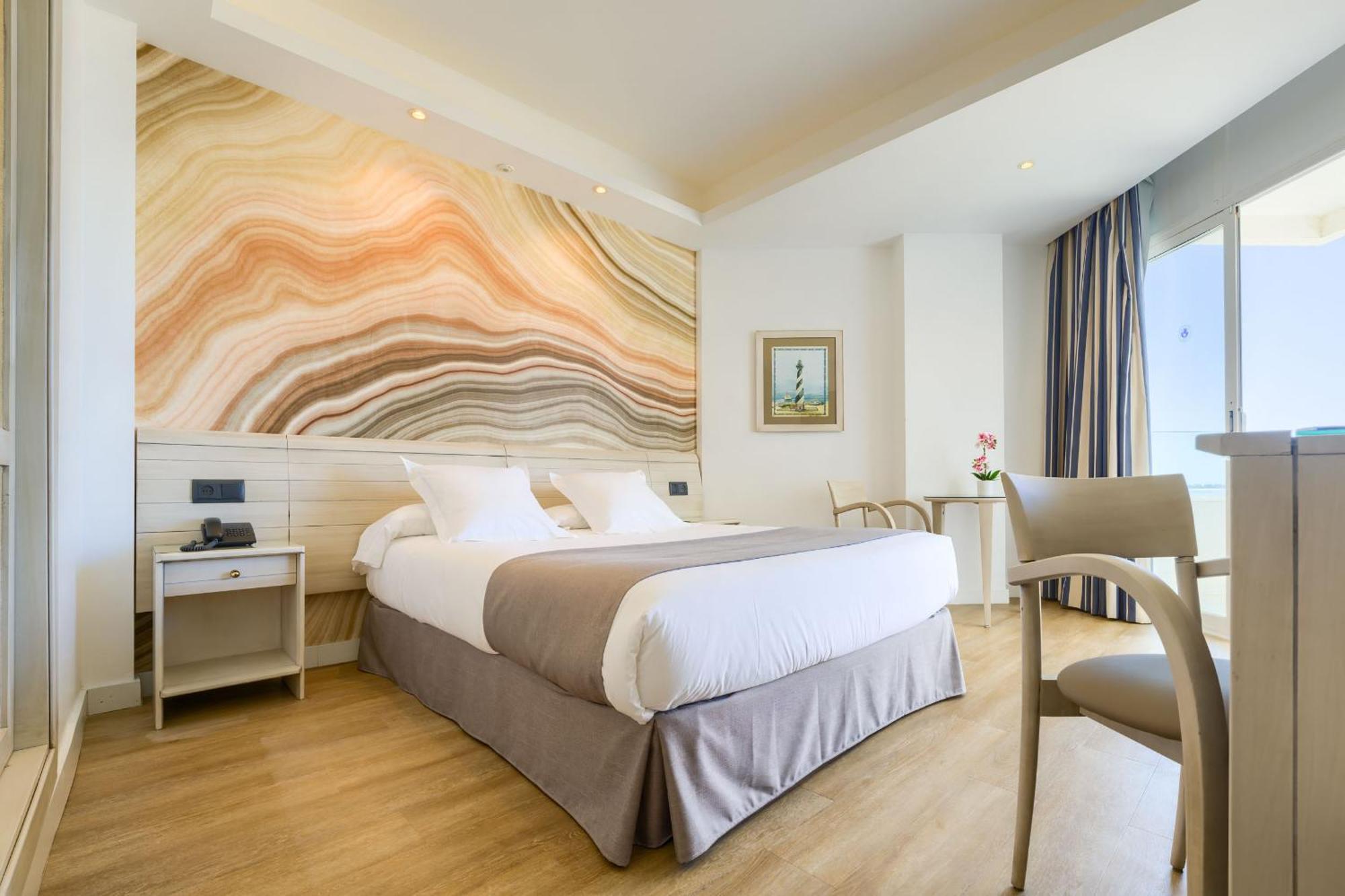 Hotel Puerto Bahia & Spa เอลปูแอร์โต เด ซานตามาริอา ภายนอก รูปภาพ