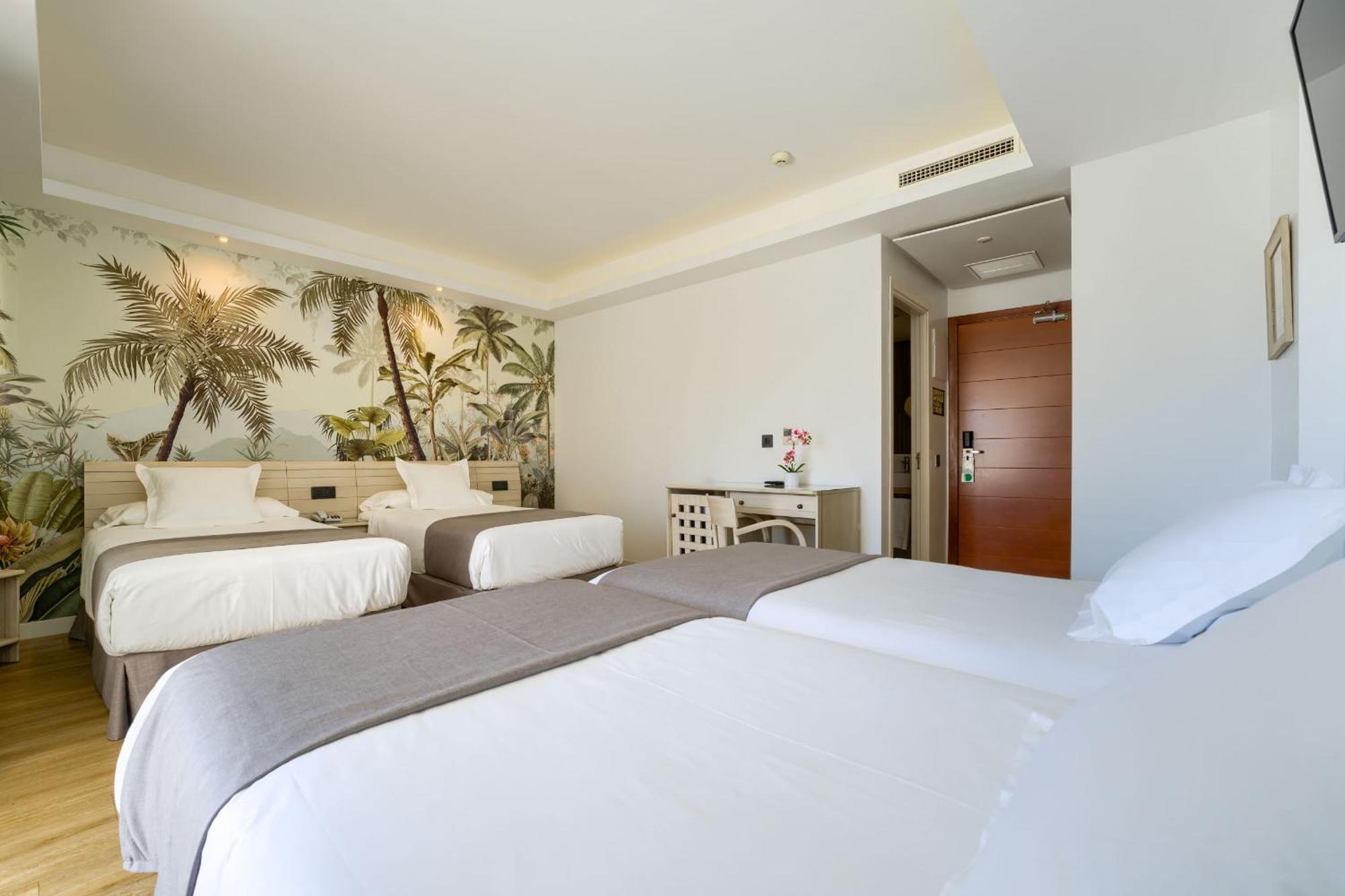 Hotel Puerto Bahia & Spa เอลปูแอร์โต เด ซานตามาริอา ภายนอก รูปภาพ