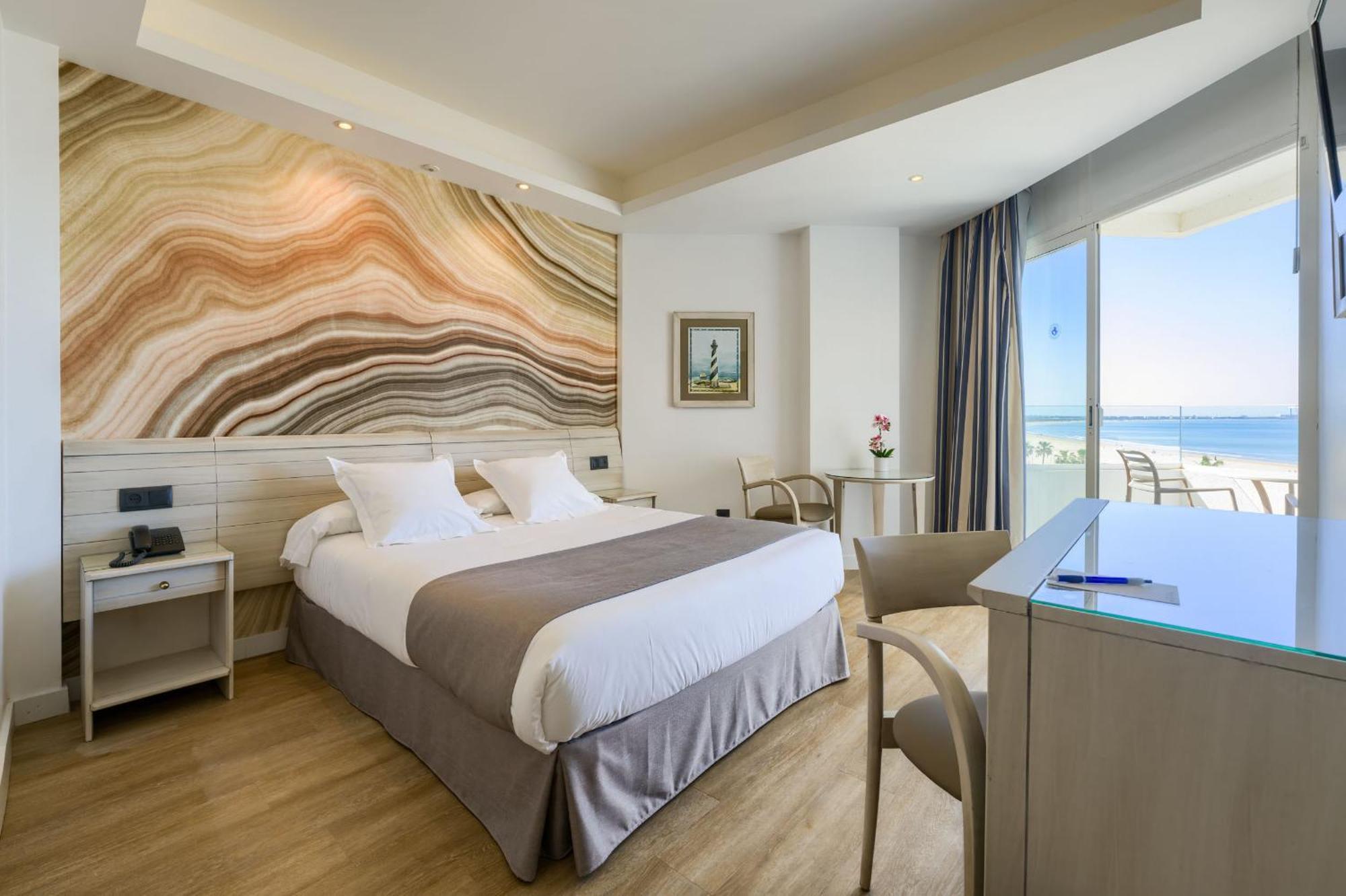 Hotel Puerto Bahia & Spa เอลปูแอร์โต เด ซานตามาริอา ภายนอก รูปภาพ